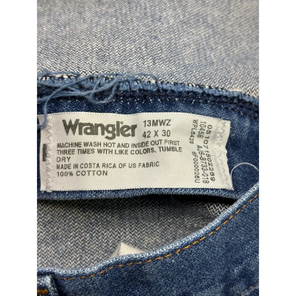 Wrangler 13MWZ Blue Denim‎ Jeans Mens Size 42x30 Classic Fit Straight Leg